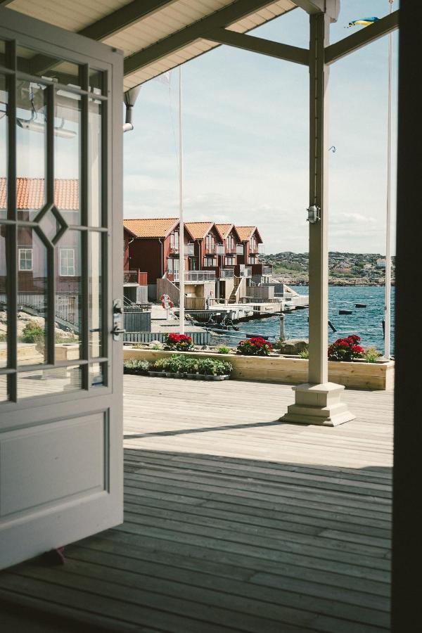 Hotel Strana Halleviksstrand Bagian luar foto