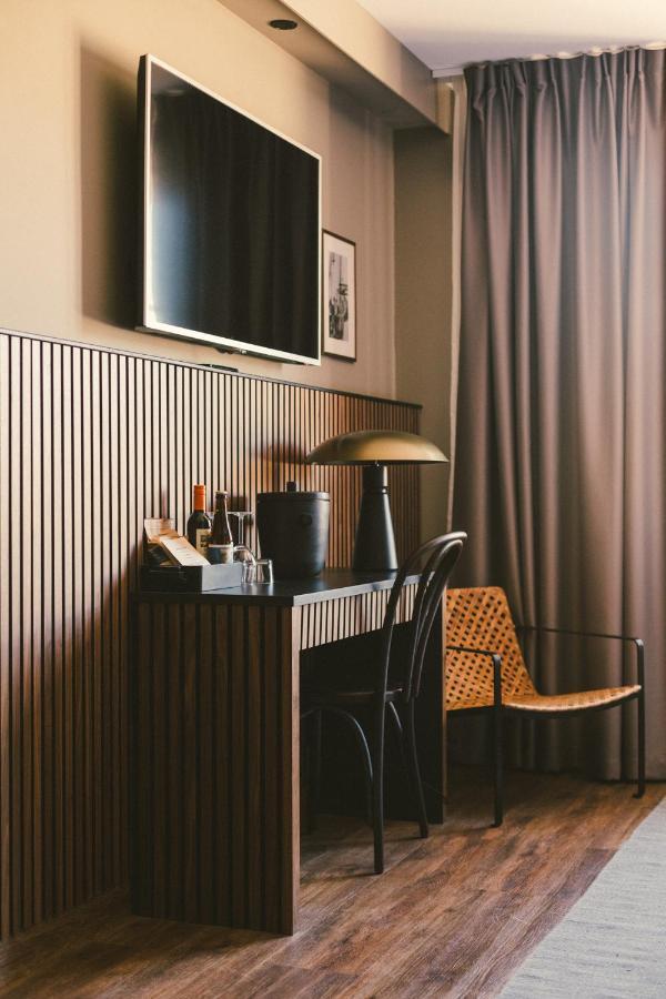 Hotel Strana Halleviksstrand Bagian luar foto