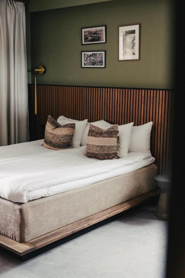 Hotel Strana Halleviksstrand Bagian luar foto