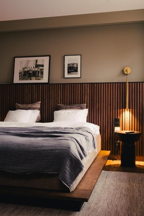 Hotel Strana Halleviksstrand Bagian luar foto