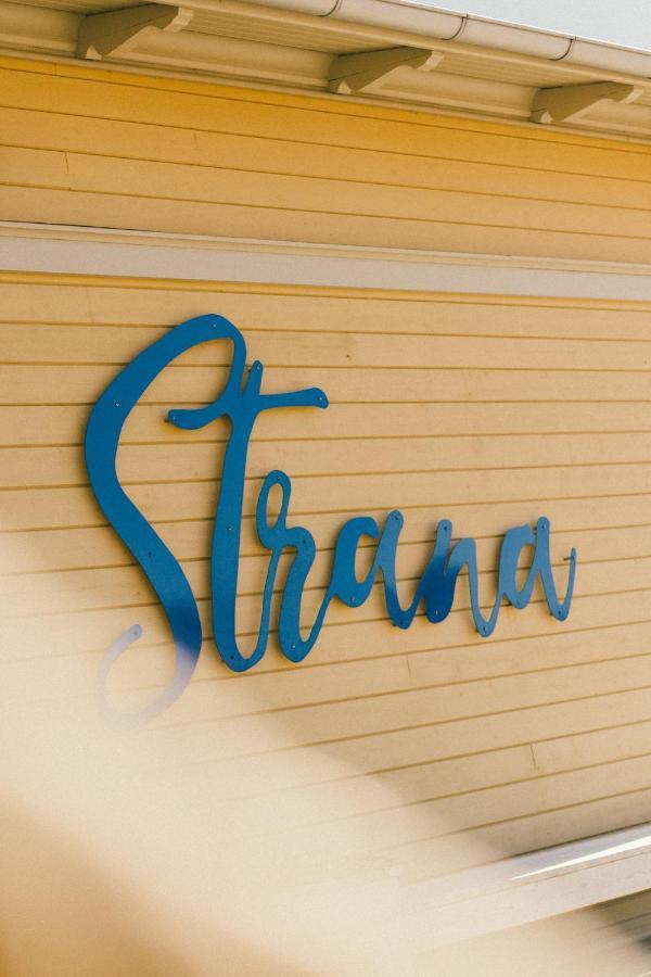 Hotel Strana Halleviksstrand Bagian luar foto